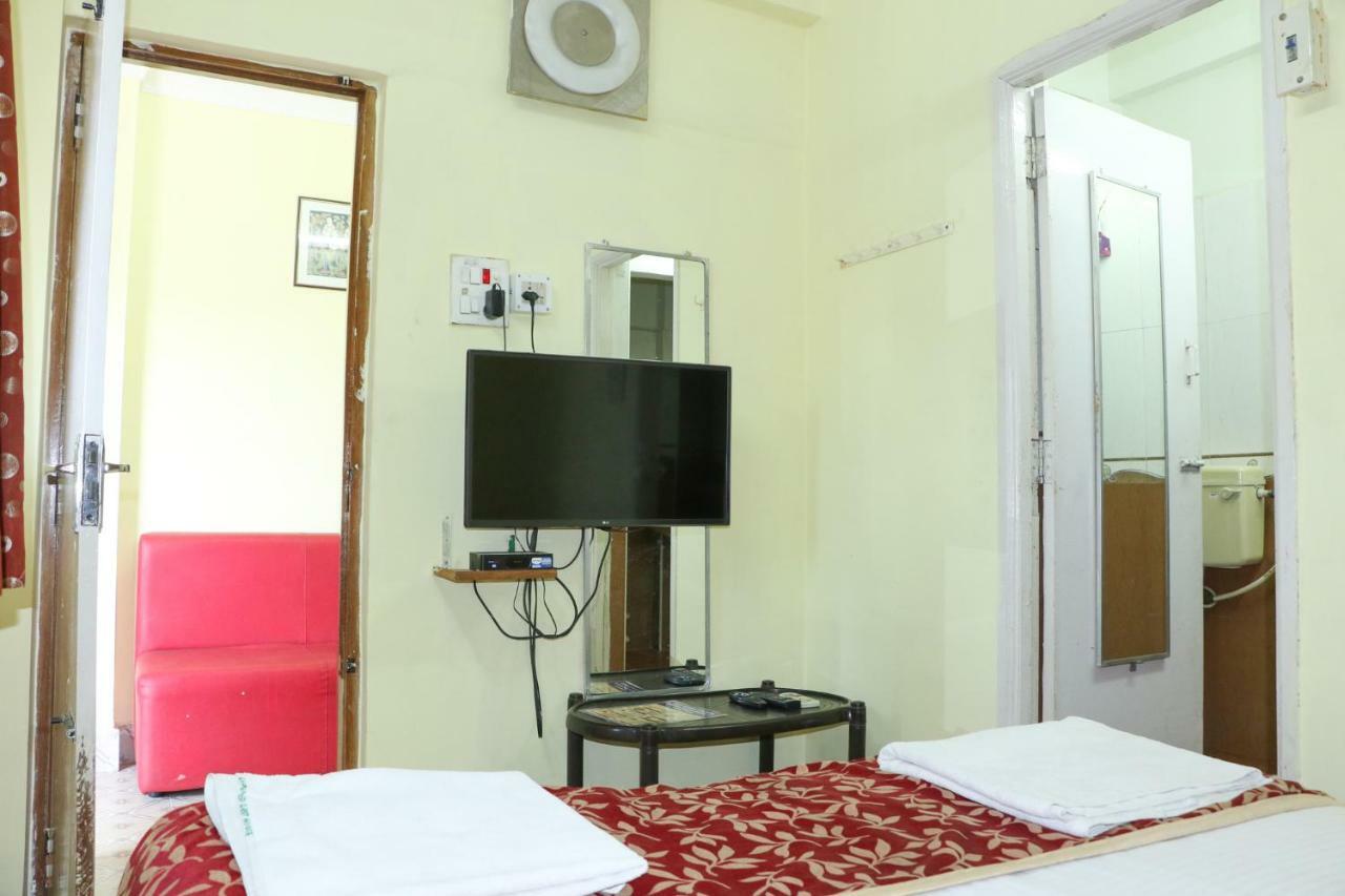 Ulo Sai Jayanth Hotel